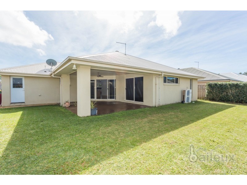 6 Narrabeen Street, Blacks Beach QLD 4740