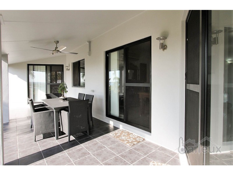 64 Ian Wood Drive, Dolphin Heads QLD 4740