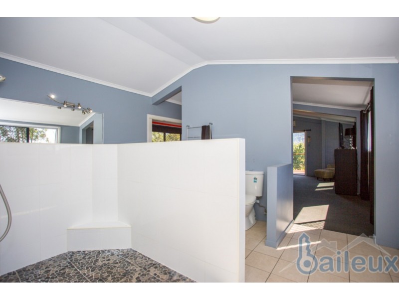 49 De Bonis Road, Netherdale QLD 4756