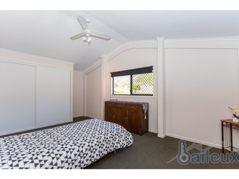 49 De Bonis Road, Netherdale QLD 4756