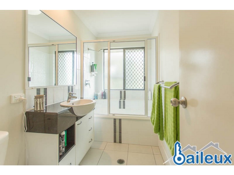 22 Townsend Street, Bucasia QLD 4750