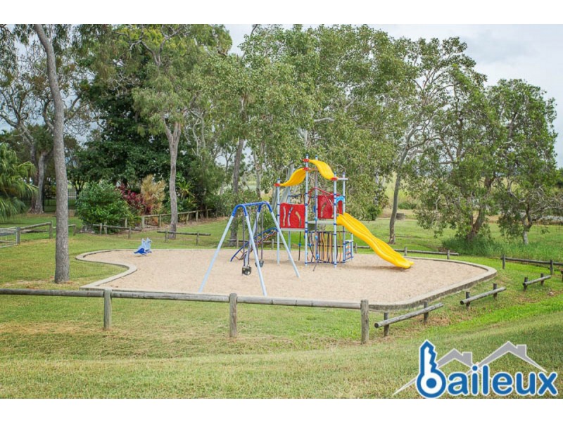 22 Townsend Street, Bucasia QLD 4750