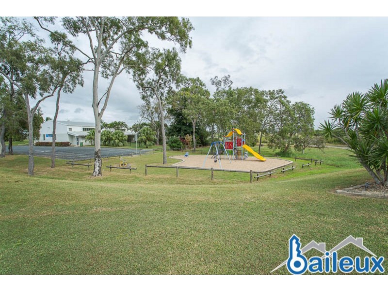 22 Townsend Street, Bucasia QLD 4750