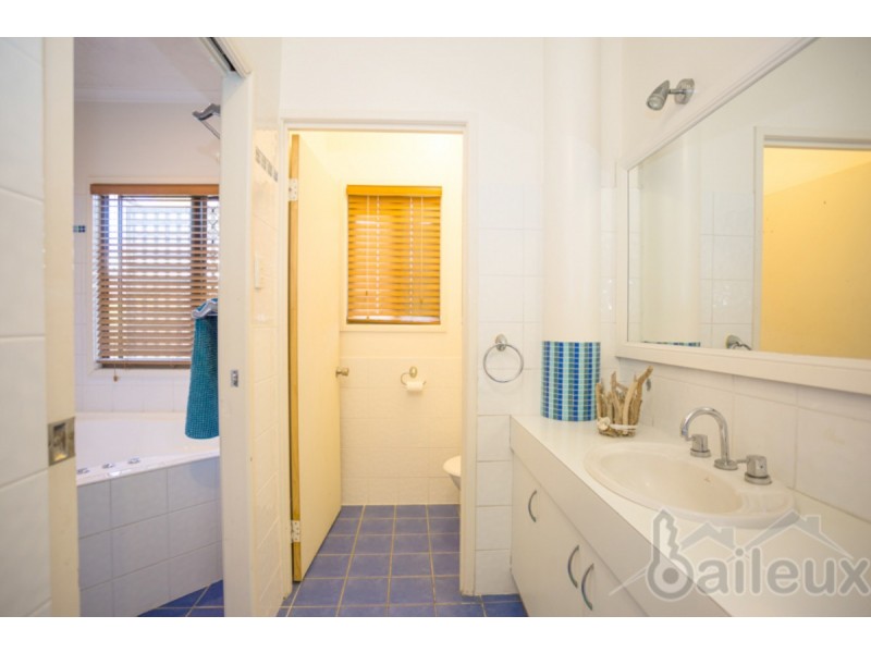 14 Yaralla Avenue, East Mackay QLD 4740