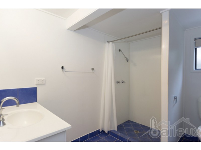 18 sunset Boulevard, Eimeo QLD 4740