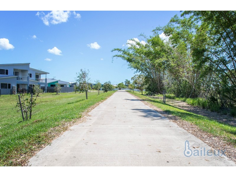 13 Reflection Street, Mount Pleasant QLD 4740