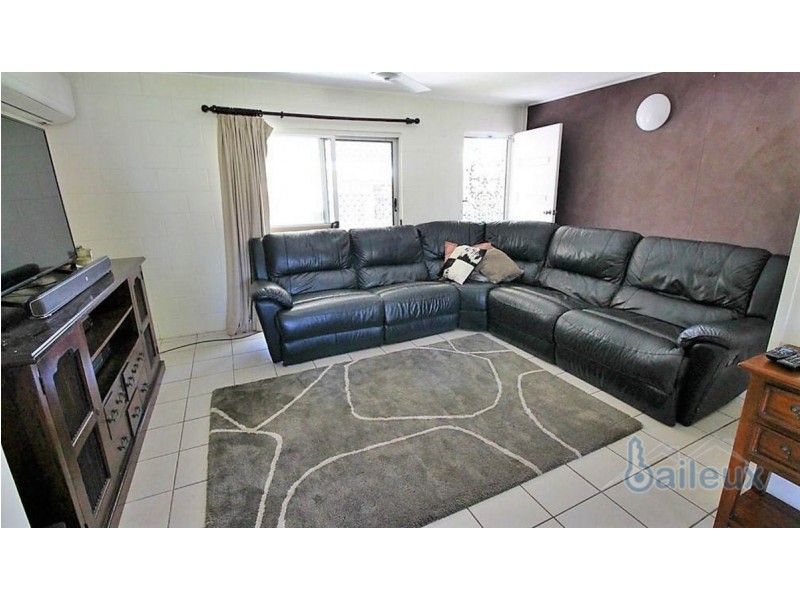 34 Perry Road, Alligator Creek QLD 4740