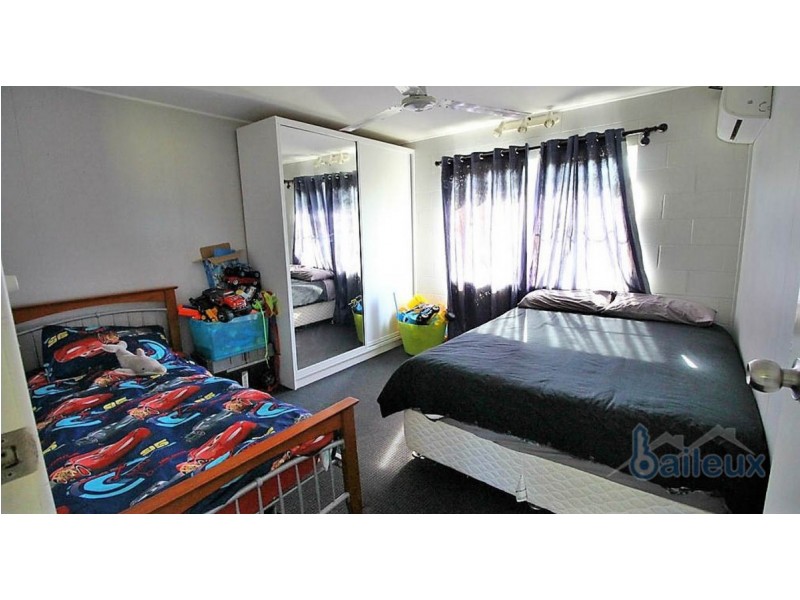 34 Perry Road, Alligator Creek QLD 4740