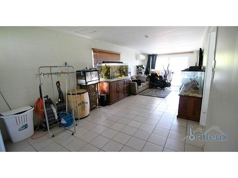 34 Perry Road, Alligator Creek QLD 4740