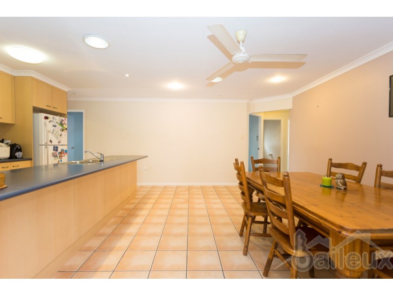 10 Lois Street, Mount Pleasant QLD 4740