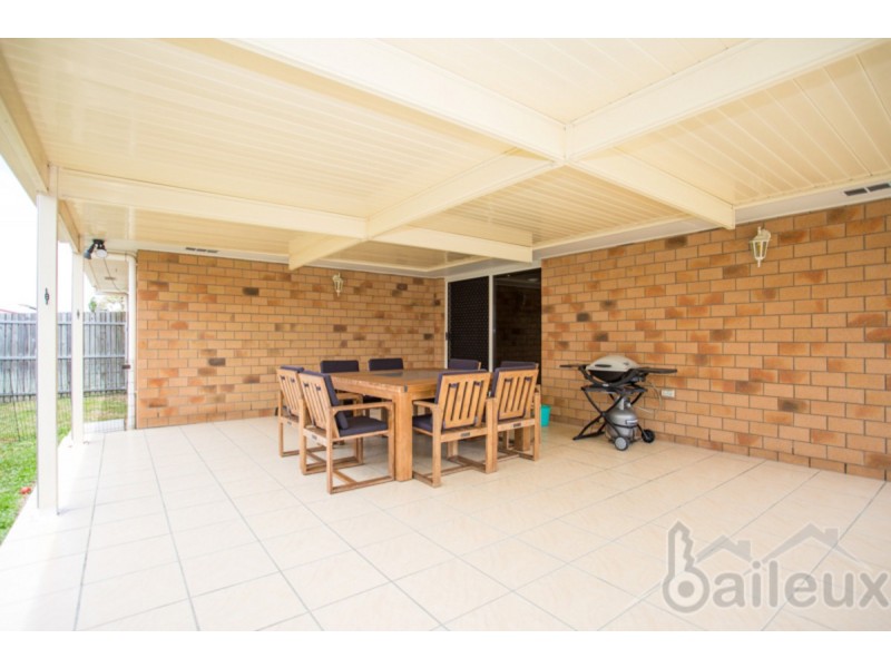 10 Lois Street, Mount Pleasant QLD 4740