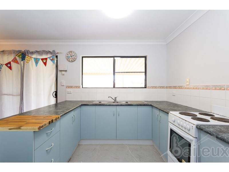 4 Busuttin Drive, Eimeo QLD 4740