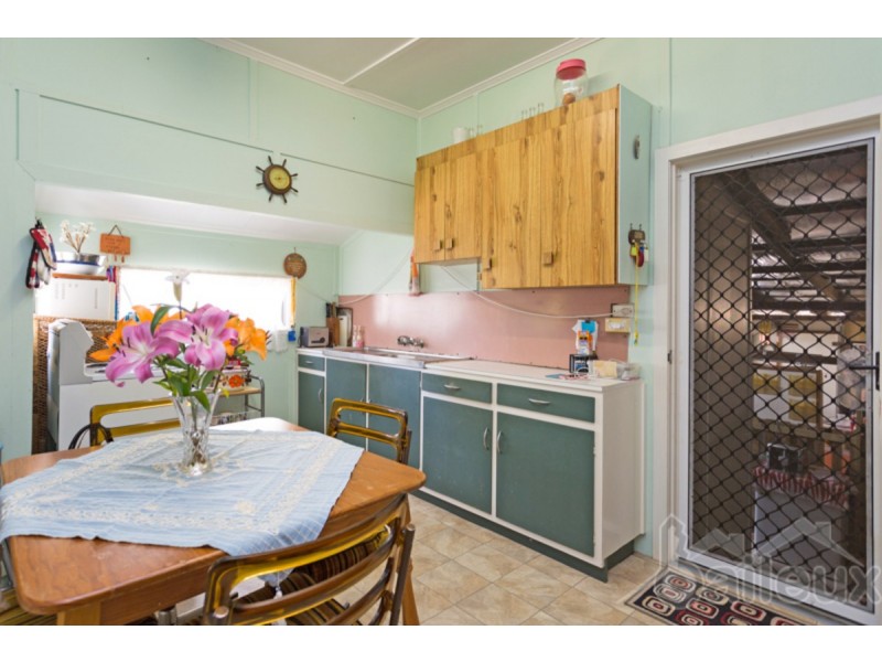 34 Palm Avenue, Seaforth QLD 4741
