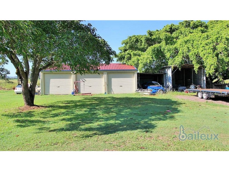 34 Perry Road, Alligator Creek QLD 4740
