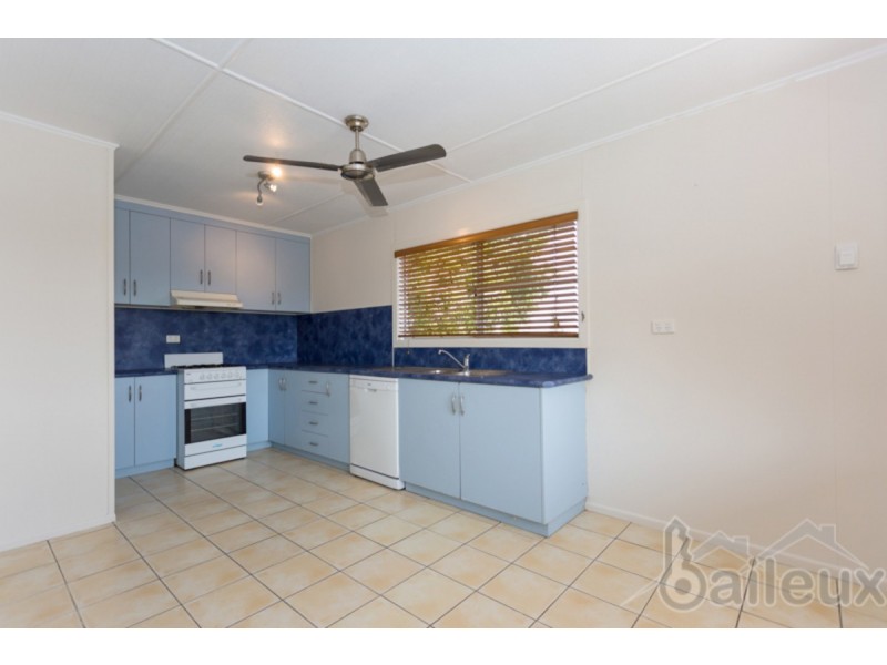 102 Mango Avenue, Eimeo QLD 4740