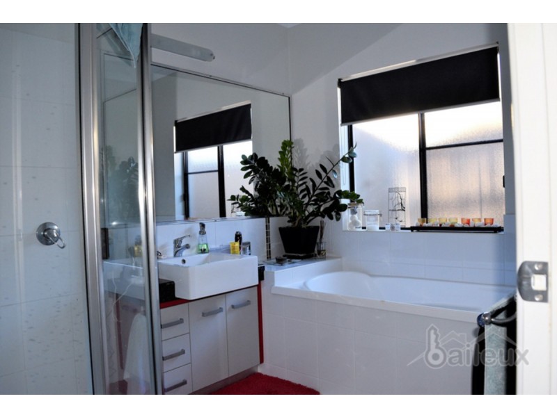 19 Manning Street, Rural View QLD 4740