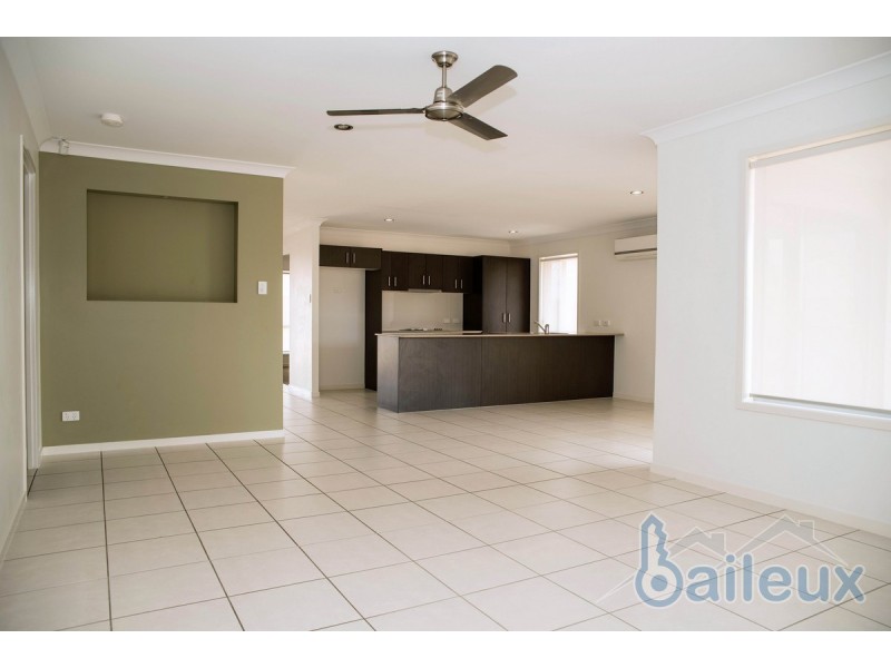 78 Newport Parade, Blacks Beach QLD 4740