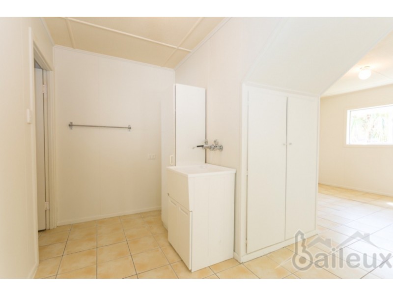 102 Mango Avenue, Eimeo QLD 4740