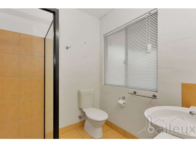 174 Waverley Street, Bucasia QLD 4750