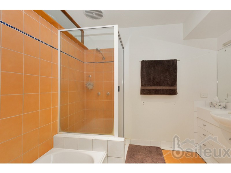 174 Waverley Street, Bucasia QLD 4750