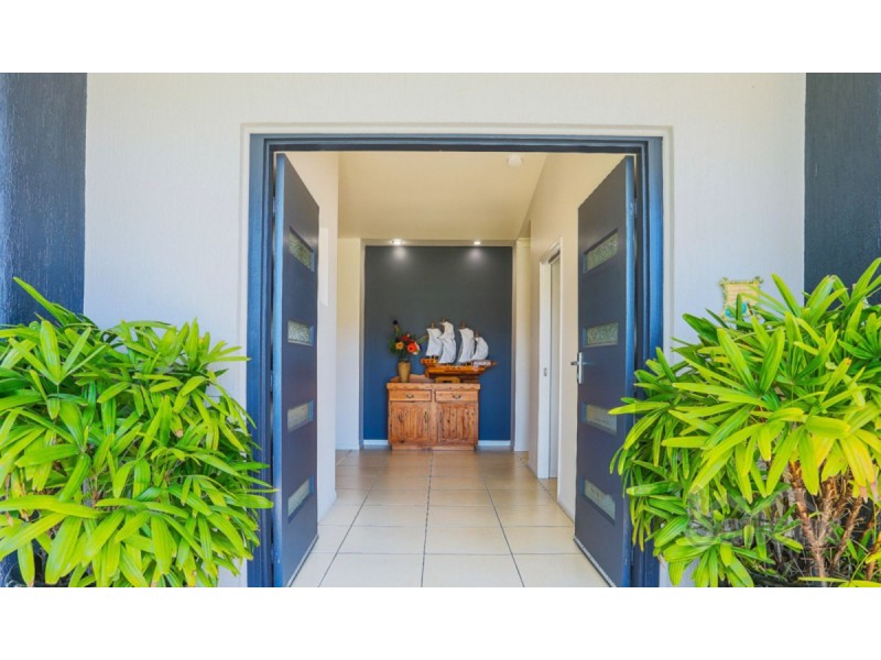 6 Polly Crescent, Richmond QLD 4740