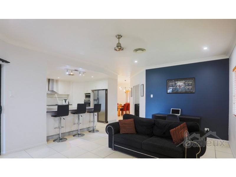 6 Polly Crescent, Richmond QLD 4740