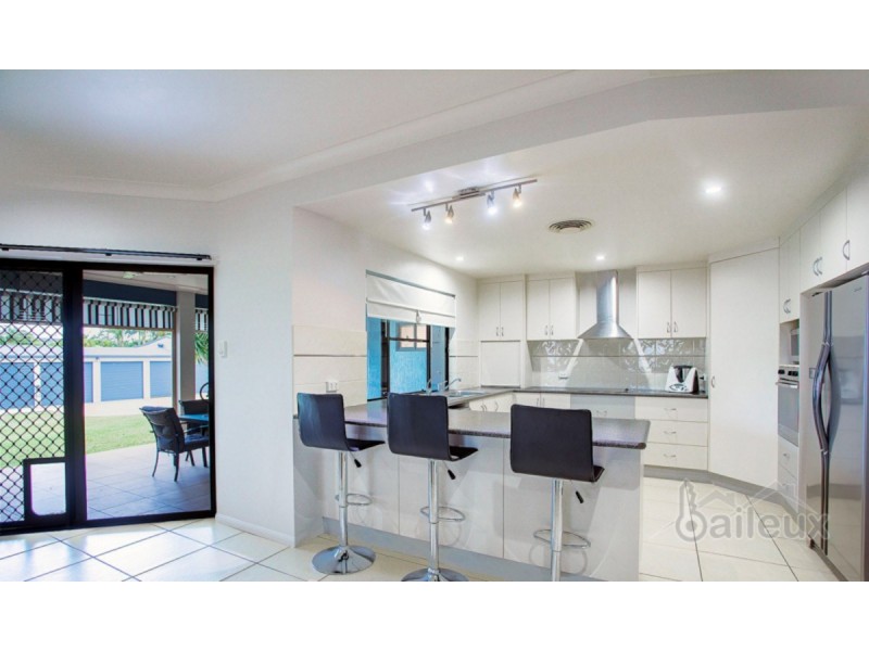 6 Polly Crescent, Richmond QLD 4740