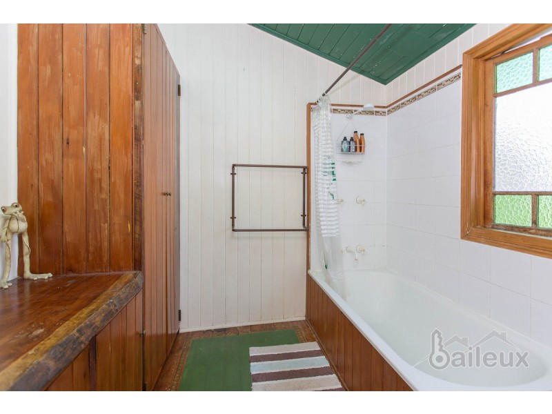 12 Hucker Street, Mackay QLD 4740