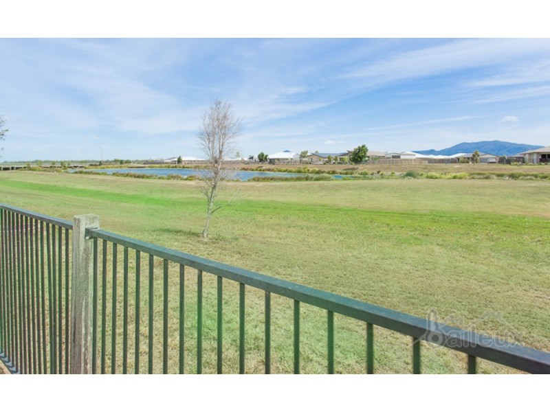 17 Elizabeth Street, Mirani QLD 4754