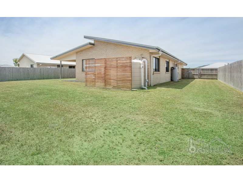 17 Elizabeth Street, Mirani QLD 4754