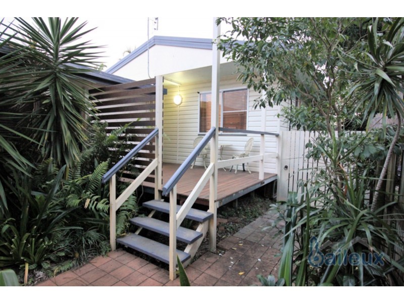 33a Edmonds Street, Bucasia QLD 4750