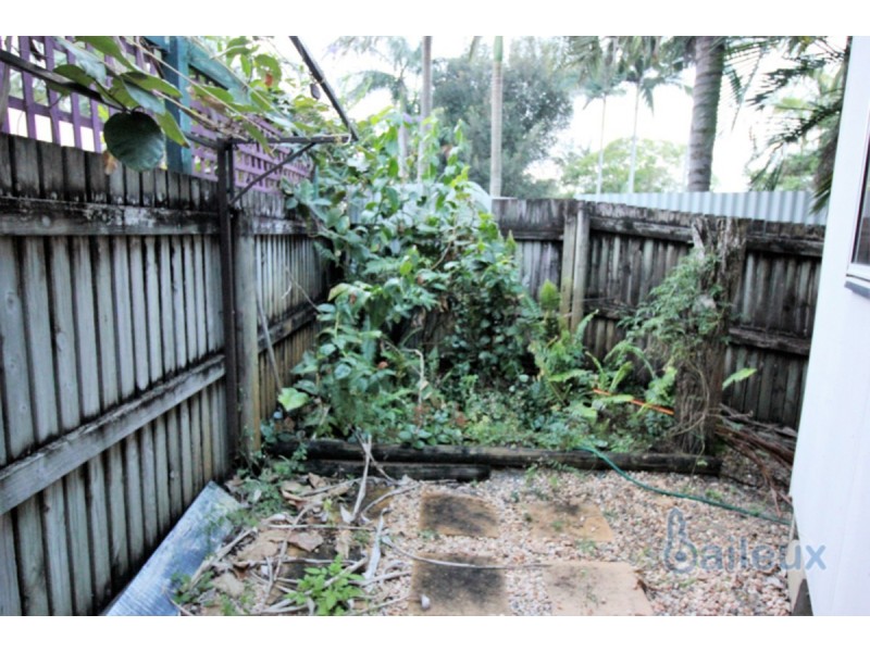 33a Edmonds Street, Bucasia QLD 4750