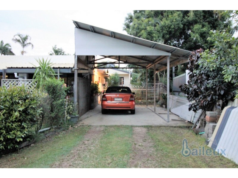 33a Edmonds Street, Bucasia QLD 4750