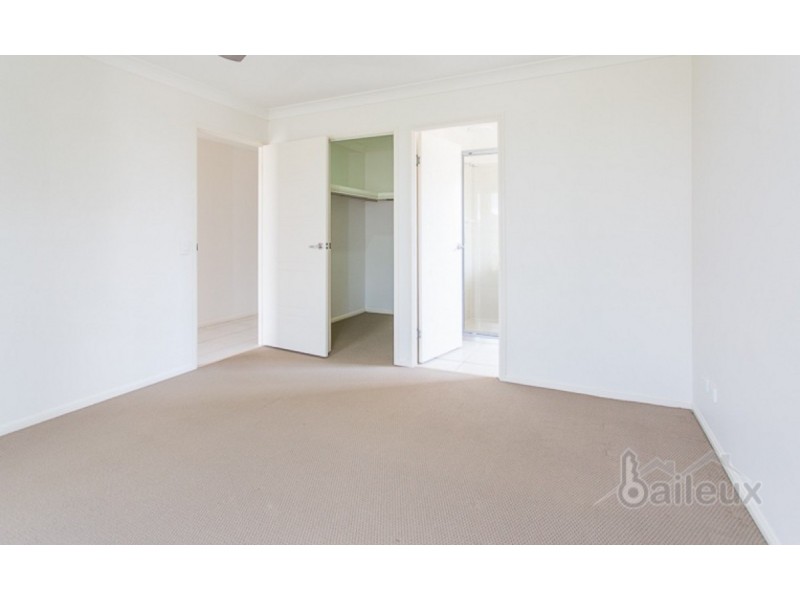 94 Whitehaven Drive, Blacks Beach QLD 4740