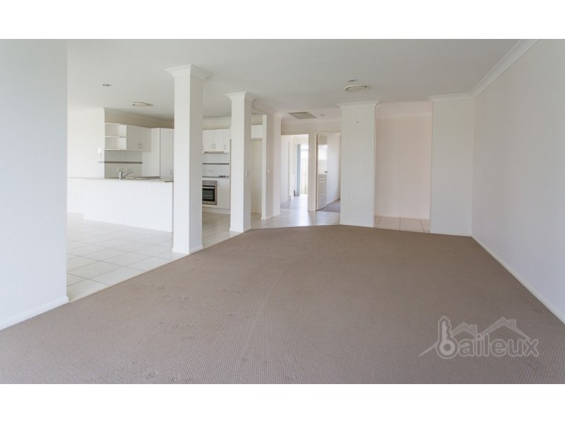 94 Whitehaven Drive, Blacks Beach QLD 4740