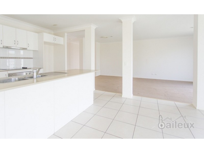 94 Whitehaven Drive, Blacks Beach QLD 4740