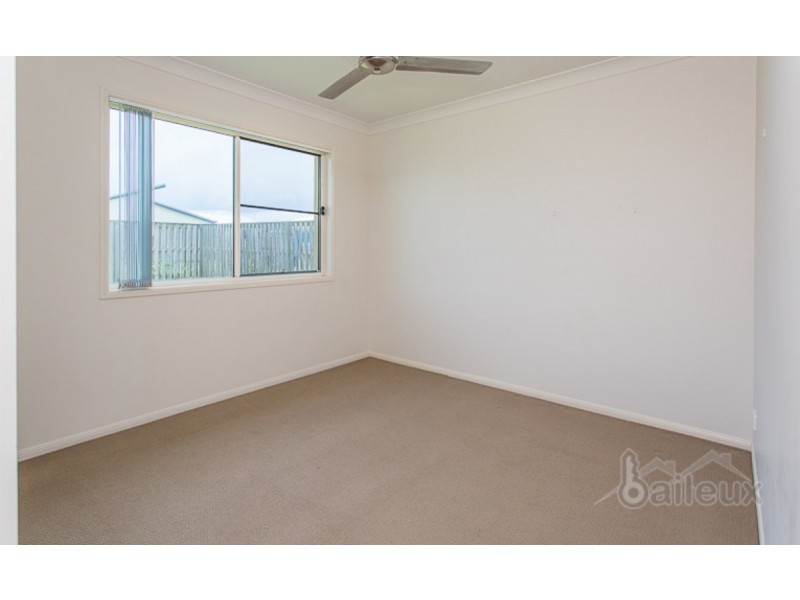 94 Whitehaven Drive, Blacks Beach QLD 4740