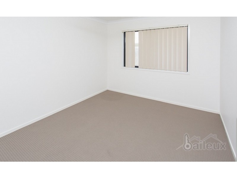 17 Elizabeth Street, Mirani QLD 4754