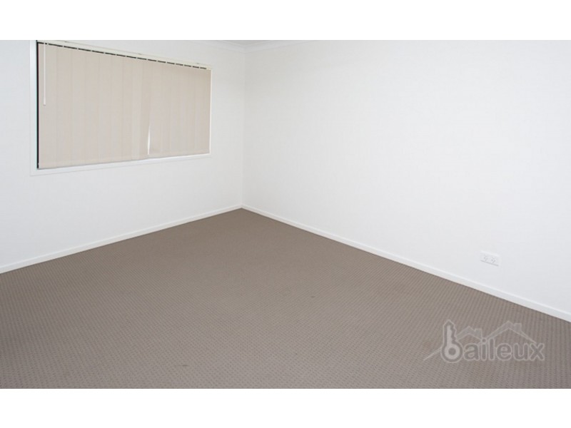 17 Elizabeth Street, Mirani QLD 4754