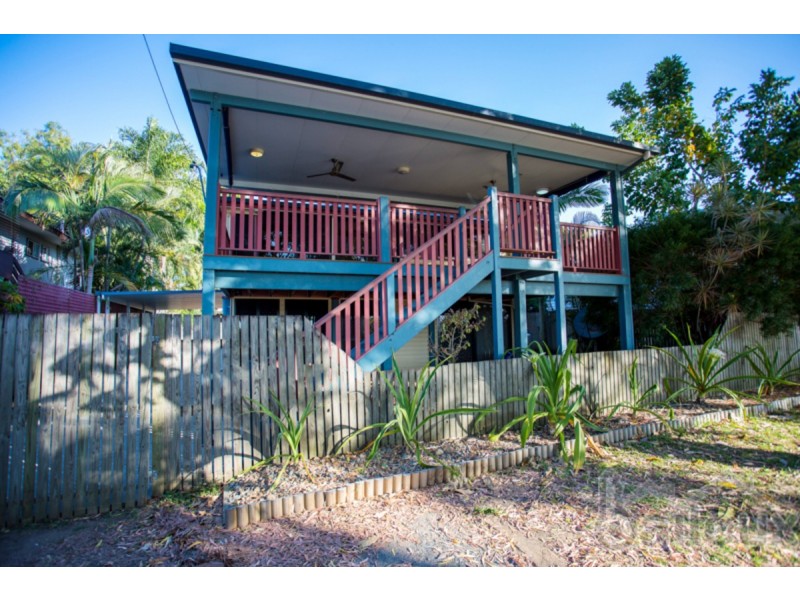 18 Sunset Boulevard, Eimeo QLD 4740