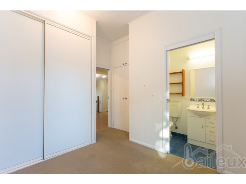 18 Sunset Boulevard, Eimeo QLD 4740