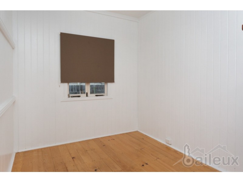 26 McIntyre Street, East Mackay QLD 4740