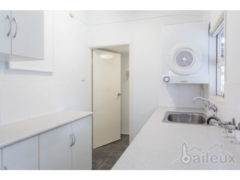 26 McIntyre Street, East Mackay QLD 4740