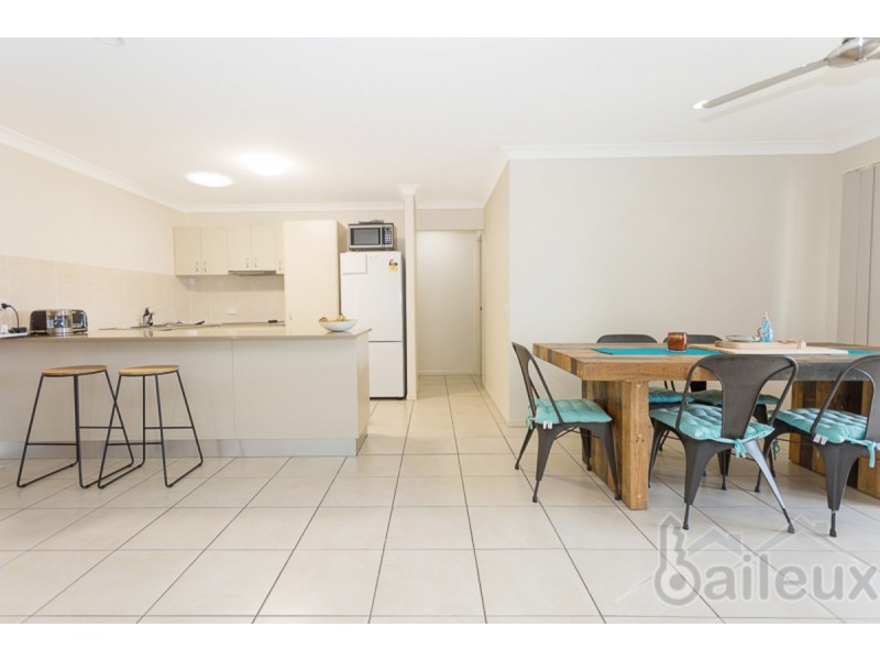 1/8 Galleon Circuit, Bucasia QLD 4750