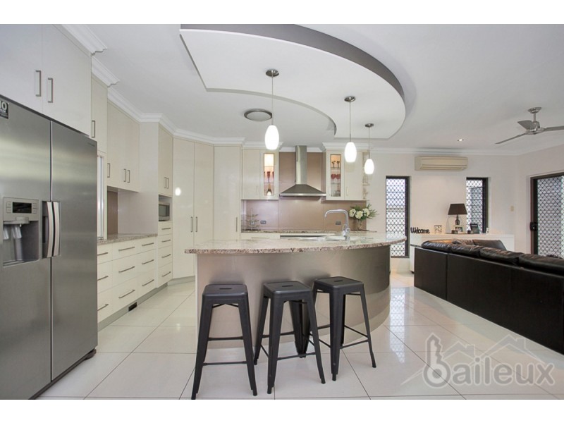 3 Navigator Court, Shoal Point QLD 4750