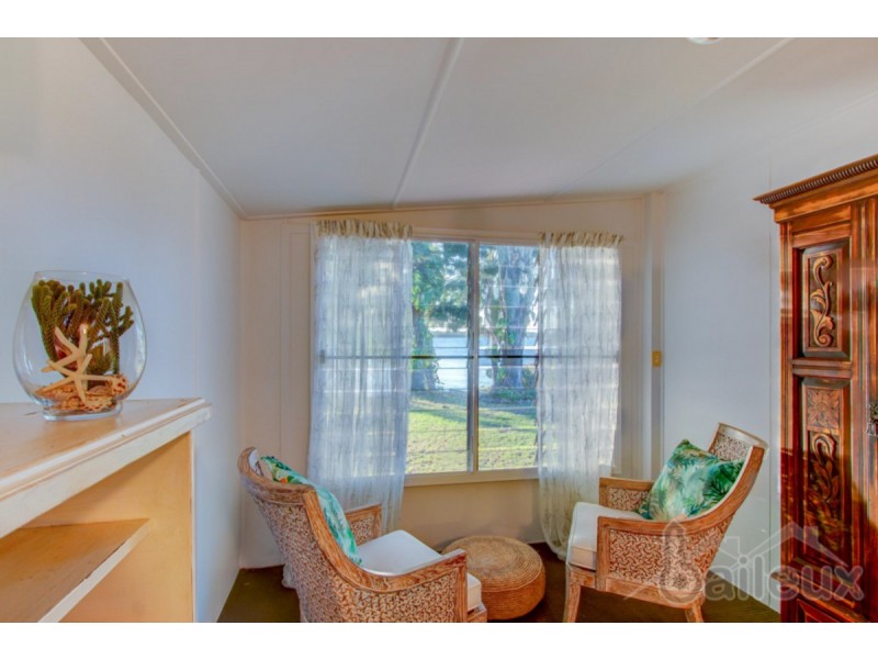 2 Sunset Boulevard, Eimeo QLD 4740