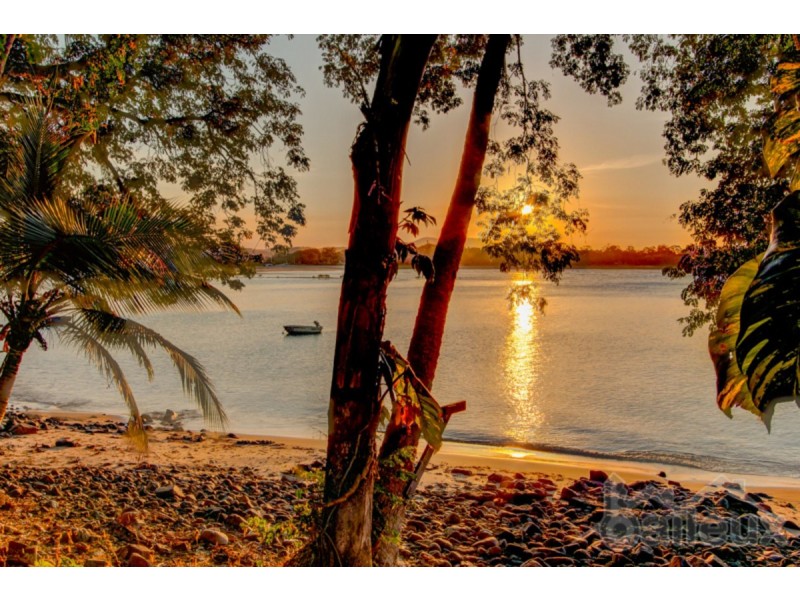 2 Sunset Boulevard, Eimeo QLD 4740