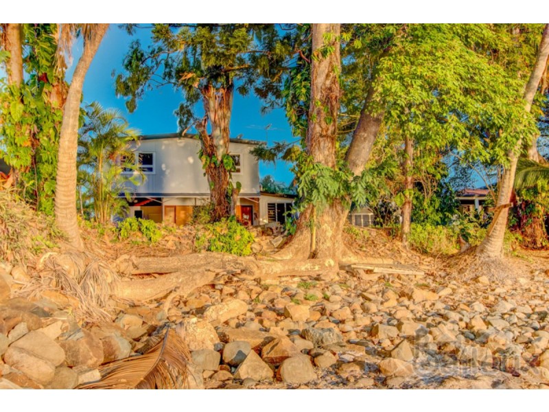 2 Sunset Boulevard, Eimeo QLD 4740