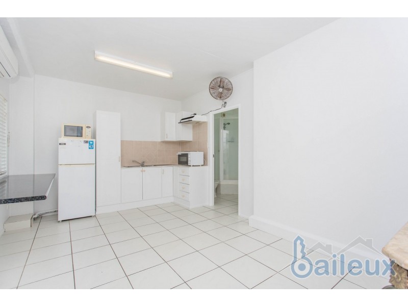 70 Admiral Drive, Dolphin Heads QLD 4740