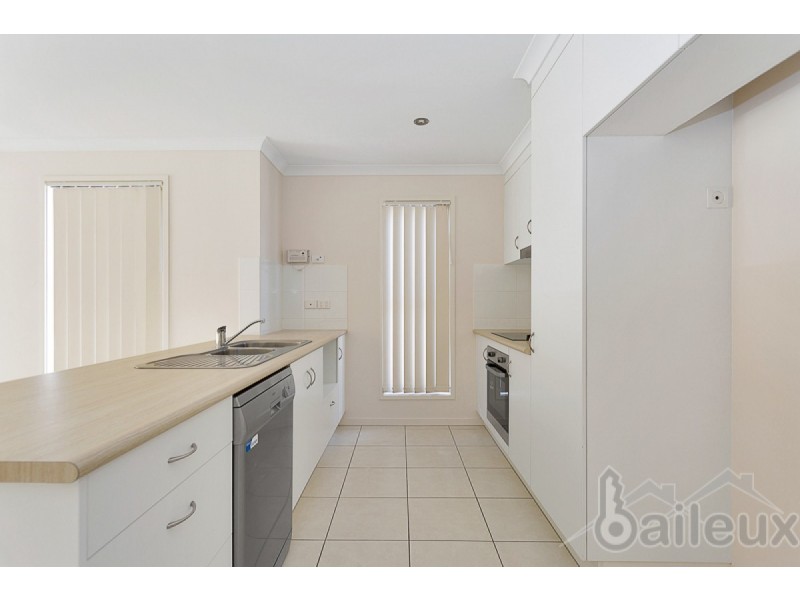 10 Antonia Court, Glenella QLD 4740